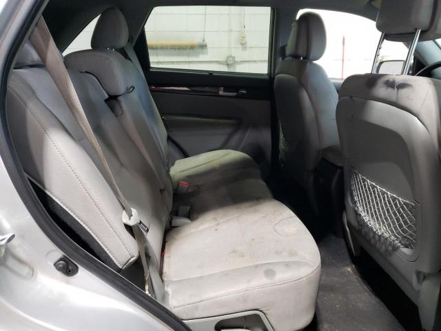 Photo 11 from auction – 2015 KIA SORENTO LX with VIN 5XYKTCA62FG593934