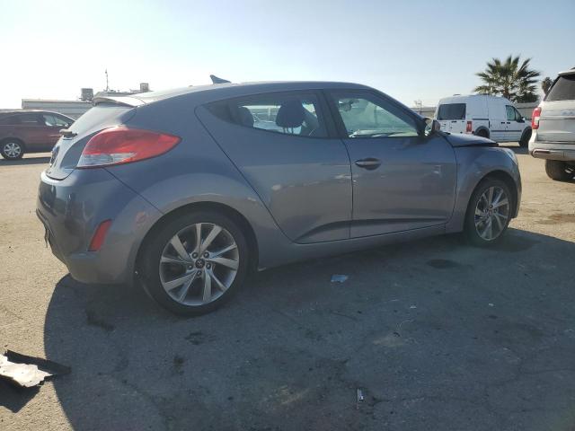 Photo 3 from auction – 2016 HYUNDAI VELOSTER with VIN KMHTC6AD0GU293289