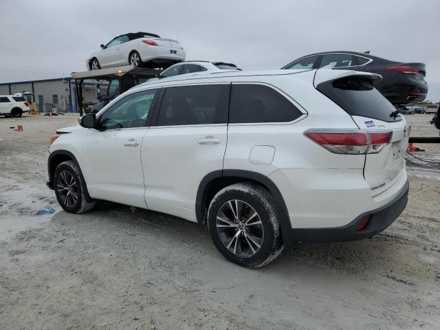 Photo 2 from auction – 2016 TOYOTA HIGHLANDER with VIN 5TDJKRFH4GS313155