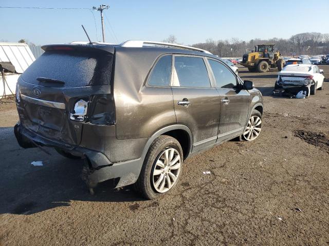 Photo 3 from auction – 2011 KIA SORENTO EX with VIN 5XYKU3A12BG148136