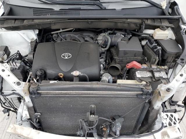 Photo 12 from auction – 2018 TOYOTA HIGHLANDER with VIN 5TDZZRFH6JS237895