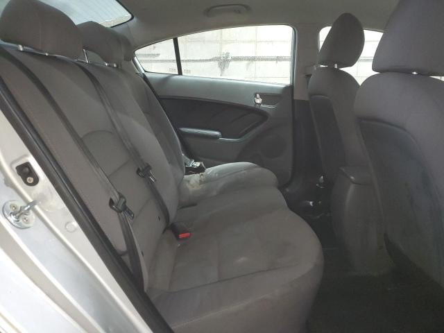 Zdjęcie 10 z aukcji – 2017 KIA FORTE LX z VIN 3KPFK4A74HE018155