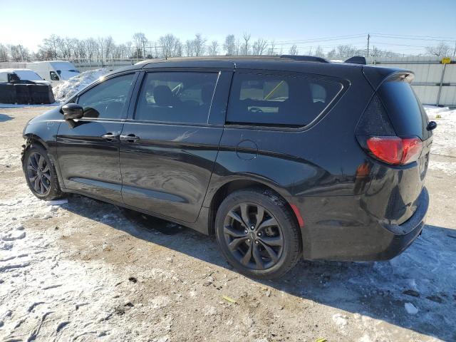 Photo 2 from auction – 2018 CHRYSLER PACIFICA T with VIN 2C4RC1BG8JR182391
