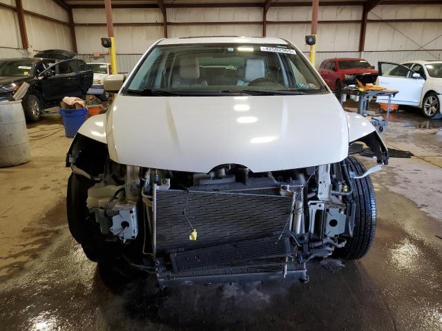 Photo 5 from auction – 2011 MAZDA CX-7 with VIN JM3ER2BM7B0370928