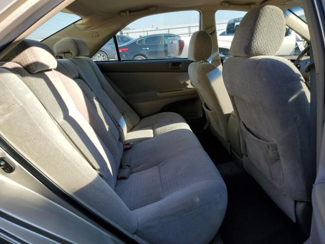 Photo 10 from auction – 2004 TOYOTA CAMRY LE with VIN 4T1BF30K64U590029