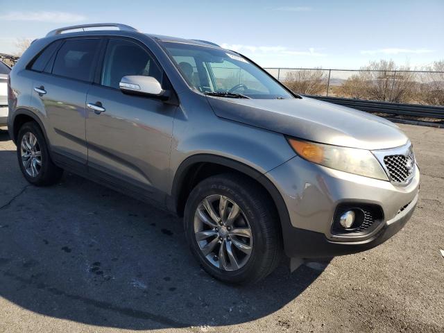 Photo 4 from auction – 2011 KIA SORENTO EX with VIN 5XYKU4A25BG034162