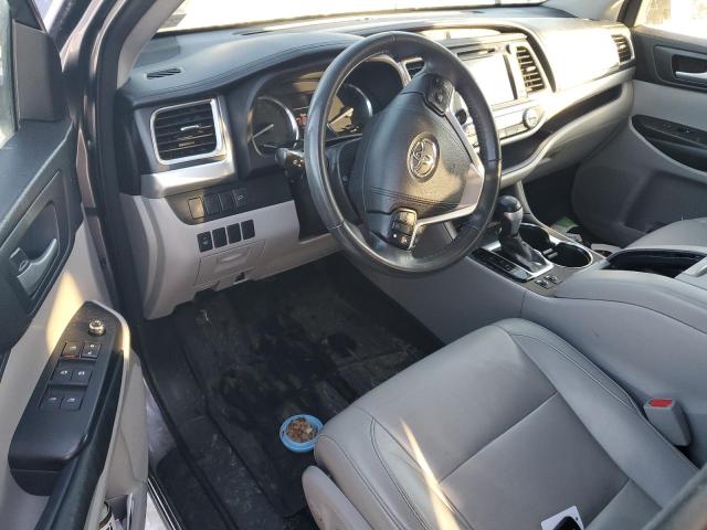 Photo 8 from auction – 2015 TOYOTA HIGHLANDER with VIN 5TDJKRFH6FS138115
