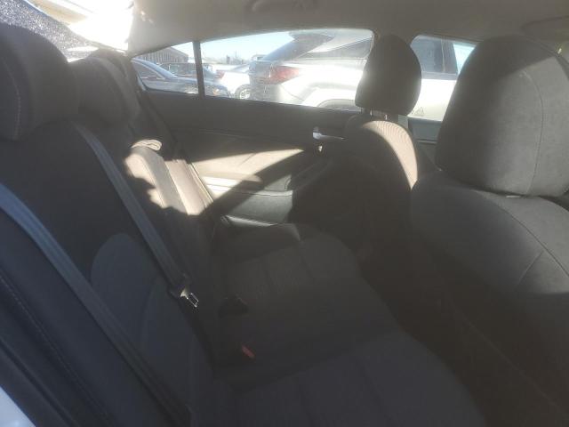 Photo 10 from auction – 2017 KIA FORTE LX with VIN 3KPFL4A71HE089309