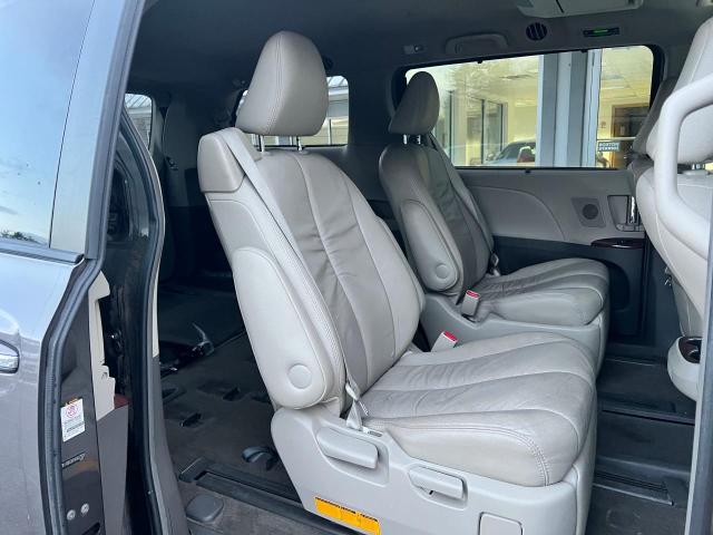 Photo 6 from auction – 2011 TOYOTA SIENNA XLE with VIN 5TDDK3DC4BS027929