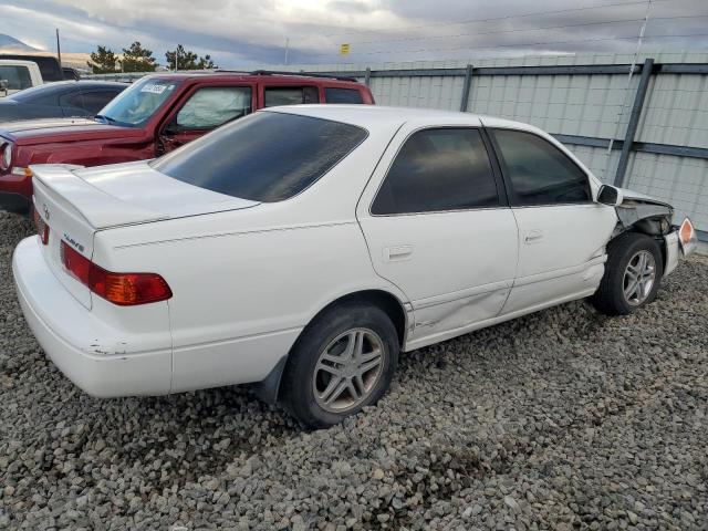 Photo 3 from auction – 2000 TOYOTA CAMRY LE with VIN JT2BG28K9Y0525293