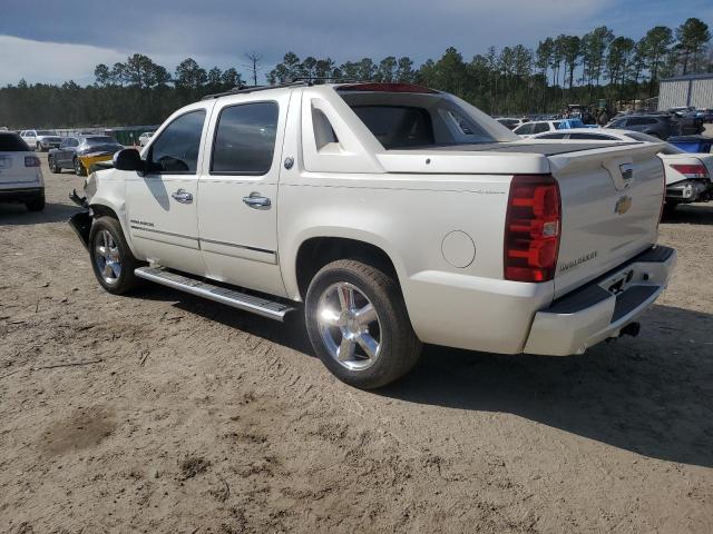 Photo 2 from auction – 2013 CHEVROLET AVALANCHE with VIN 3GNTKGE73DG204872