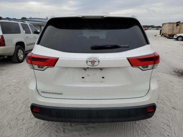 Photo 6 from auction – 2018 TOYOTA HIGHLANDER with VIN 5TDZZRFH6JS237895