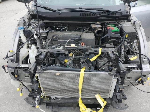 Photo 12 from auction – 2017 HONDA CR-V LX with VIN 7FARW5H34HE009996
