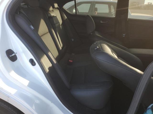 Photo 10 from auction – 2021 LEXUS IS 300 with VIN JTHCA1D2XM5110329