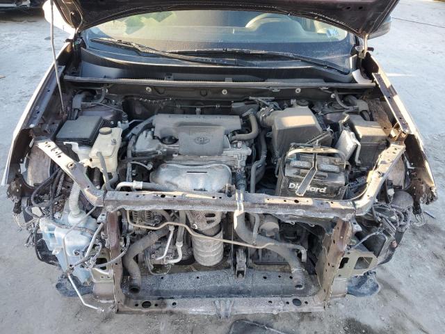Photo 12 from auction – 2017 TOYOTA RAV4 LE with VIN 2T3BFREV5HW561124