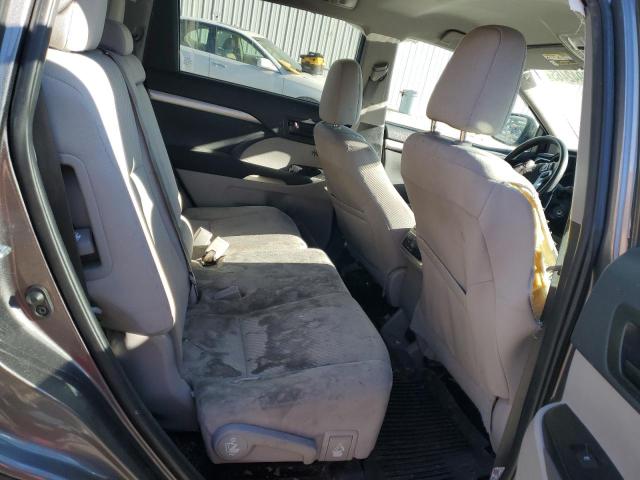 Photo 11 from auction – 2019 TOYOTA HIGHLANDER with VIN 5TDBZRFH5KS737310