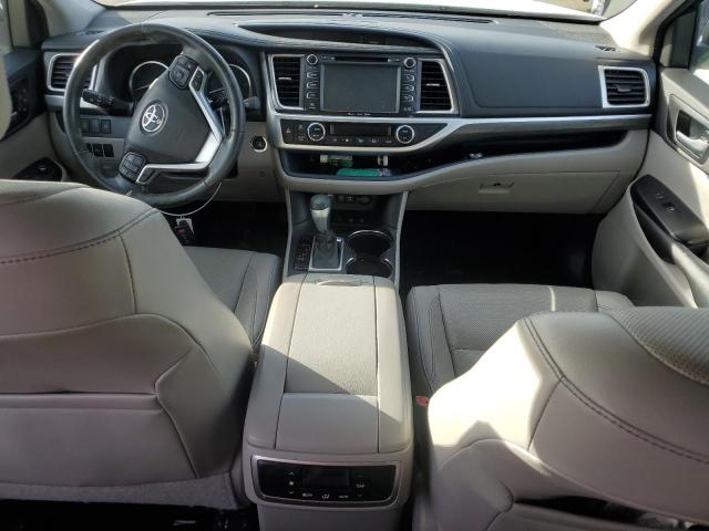 Photo 8 from auction – 2017 TOYOTA HIGHLANDER with VIN 5TDDZRFH1HS477473