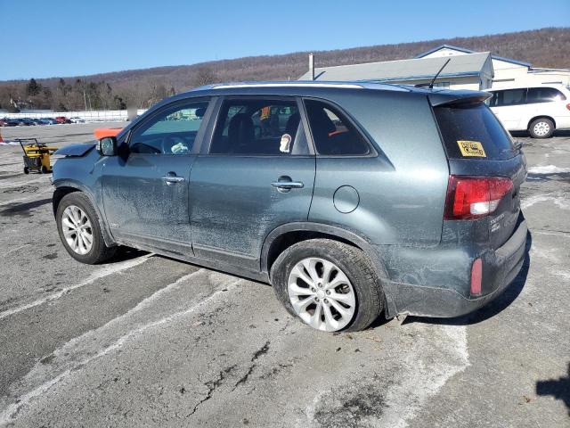 Photo 2 from auction – 2015 KIA SORENTO EX with VIN 5XYKUDA70FG558806