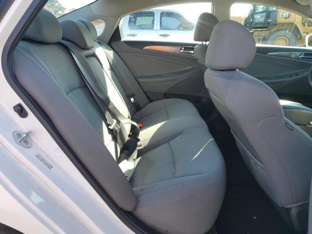 Photo 10 from auction – 2014 HYUNDAI SONATA HYB with VIN KMHEC4A48EA111852