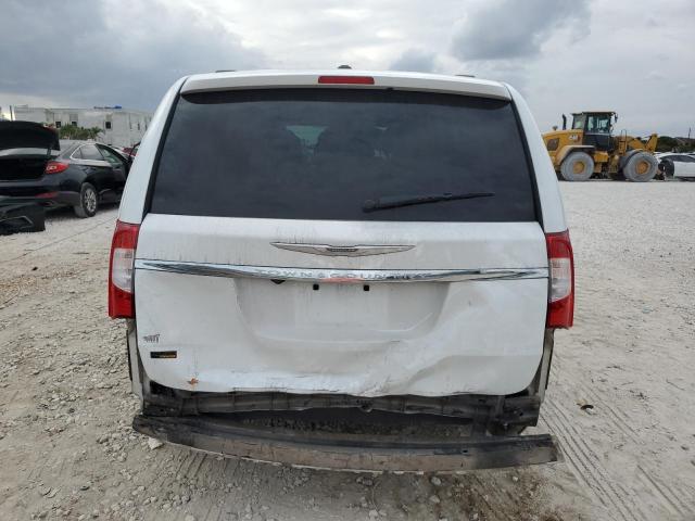 Photo 6 from auction – 2014 CHRYSLER TOWN & COU with VIN 2C4RC1BG2ER216475