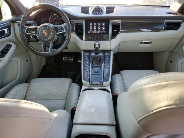 Photo 8 from auction – 2017 PORSCHE MACAN TURB with VIN WP1AF2A52HLB61144