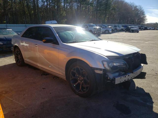 Photo 4 from auction – 2019 CHRYSLER 300 TOURIN with VIN 2C3CCAAG8KH758709