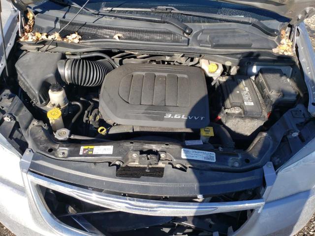 Photo 12 from auction – 2016 CHRYSLER TOWN & COU with VIN 2C4RC1BG0GR141519
