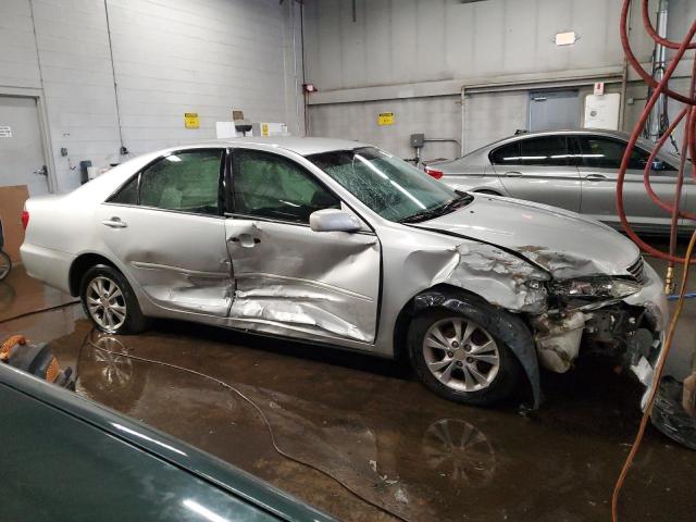 Photo 4 from auction – 2005 TOYOTA CAMRY LE with VIN 4T1BF30K15U110934