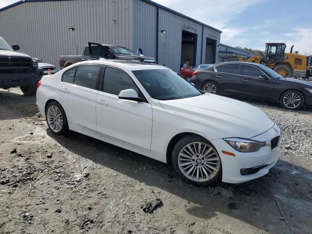 Снимка 4 от търг – 2014 BMW 328 D с VIN WBA3D3C58EF099338