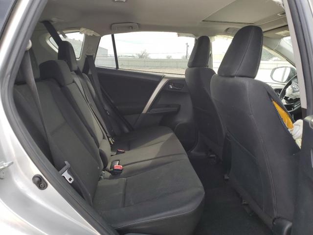 Photo 11 from auction – 2015 TOYOTA RAV4 XLE with VIN JTMWFREV5FJ042717