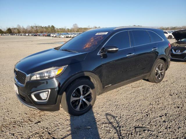 KIA SORENTO EX 2017 with VIN 5XYPHDA58HG323968 - Photo from auction