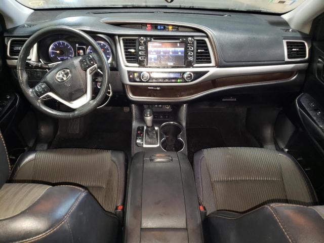 Photo 8 from auction – 2018 TOYOTA HIGHLANDER with VIN 5TDBZRFH7JS901705