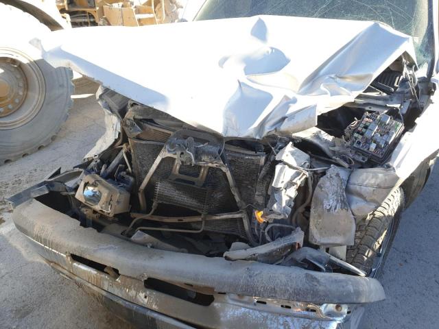 Photo 11 from auction – 2004 CHEVROLET SILVERADO with VIN 1GCEK19TX4Z299596