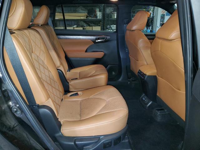 Zdjęcie 11 z aukcji – 2024 TOYOTA HIGHLANDER z VIN 5TDKDRAH2RS529157