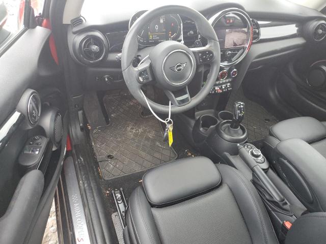 Photo 8 from auction – 2024 MINI COOPER S with VIN WMW53DH00R2U29954
