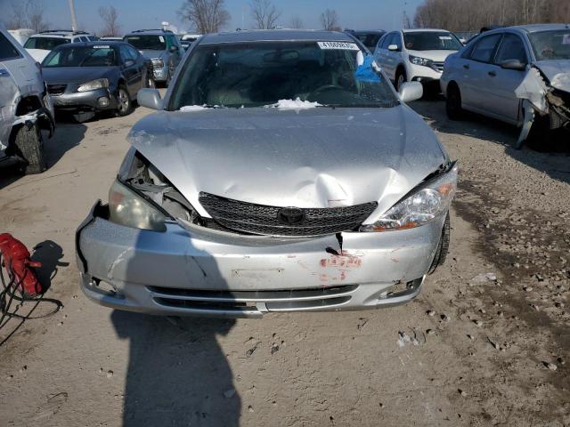 Photo 5 from auction – 2004 TOYOTA CAMRY LE with VIN 4T1BE30K34U921409