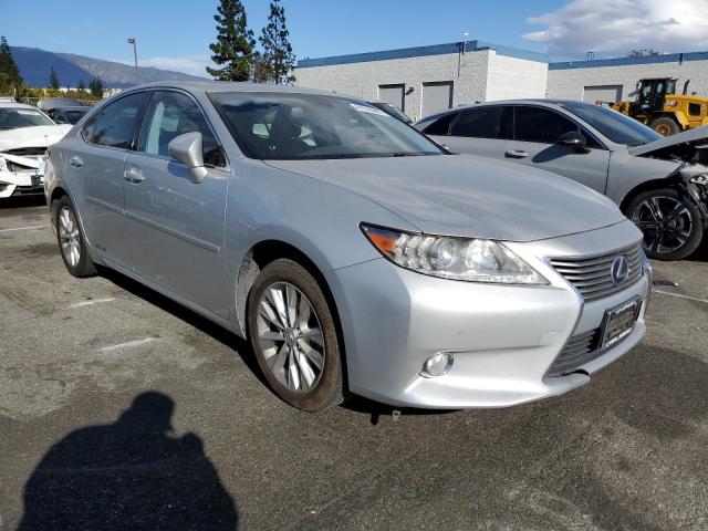 Photo 4 from auction – 2013 LEXUS ES 300H with VIN JTHBW1GG5D2014064