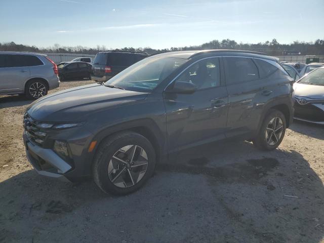 HYUNDAI TUCSON 2025 with VIN 5NMJBCDE1SH452807 - Photo from auction