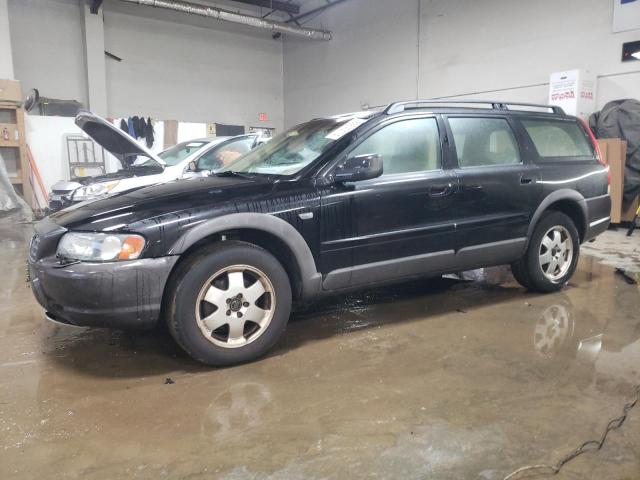 VOLVO V70 XC 2001 with VIN YV1SZ58D511011200 - Photo from auction