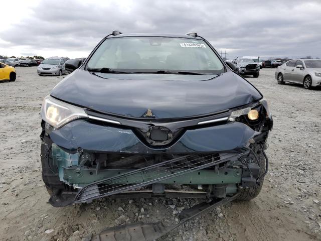 Photo 5 from auction – 2017 TOYOTA RAV4 LE with VIN JTMZFREVXHJ116276