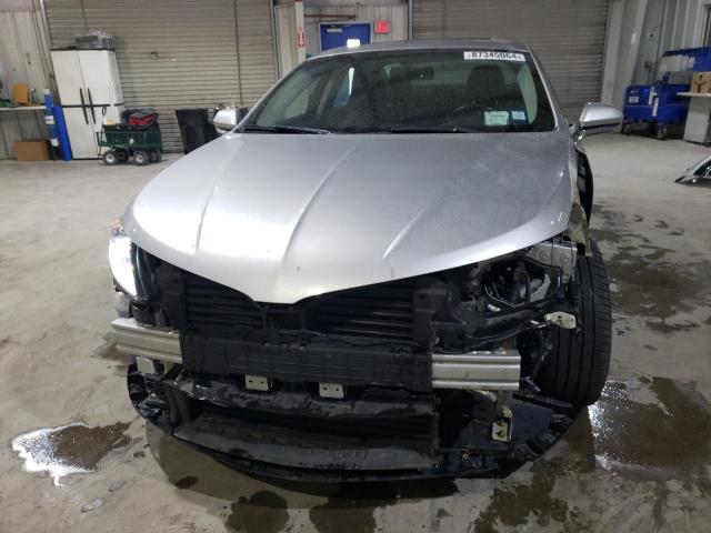 Foto 5 de la subasta – 2016 LINCOLN MKZ con VIN 3LN6L2GK6GR631927