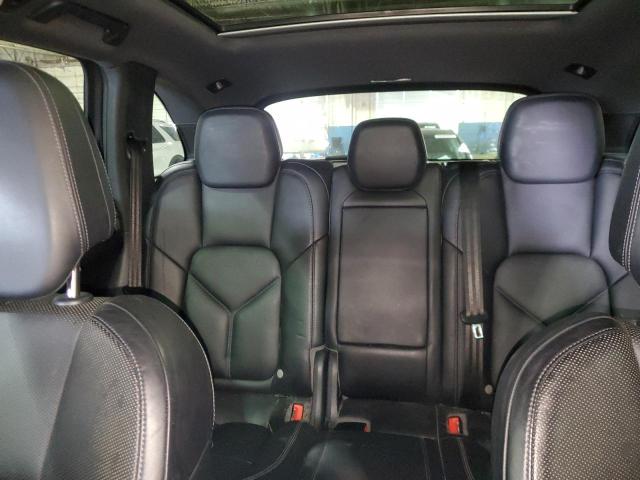Photo 10 from auction – 2016 PORSCHE CAYENNE S with VIN WP1AB2A27GLA93956