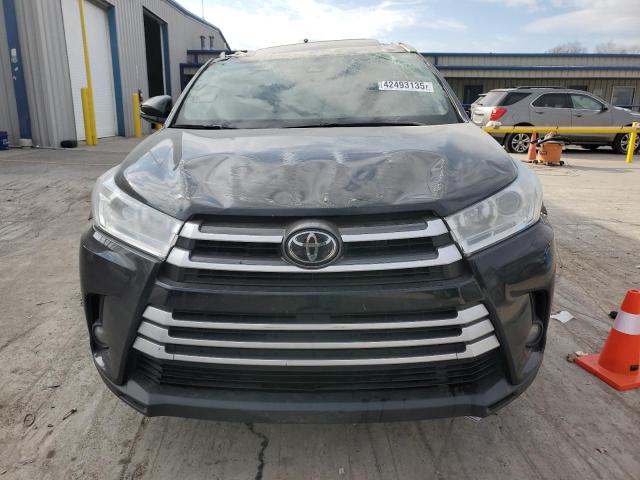 Photo 5 from auction – 2018 TOYOTA HIGHLANDER with VIN 5TDJZRFH0JS496170