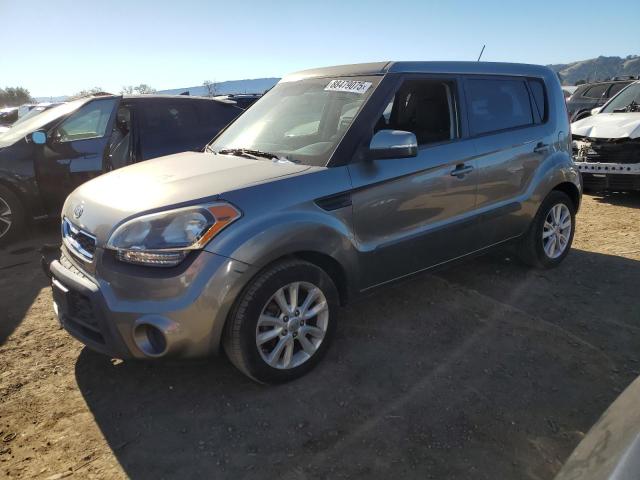KIA SOUL + 2012 con VIN KNDJT2A66C7389524 - Foto de la subasta