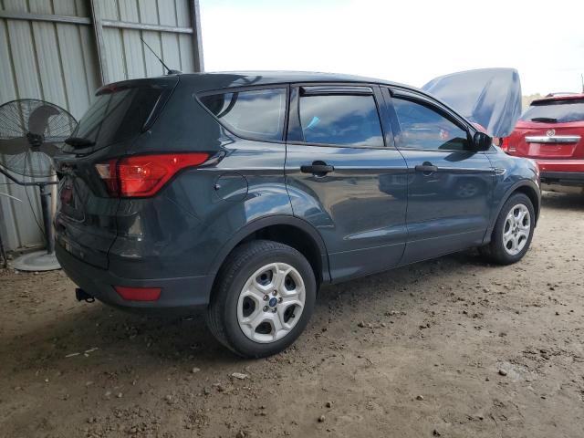 Photo 3 from auction – 2019 FORD ESCAPE S with VIN 1FMCU0F70KUC46656