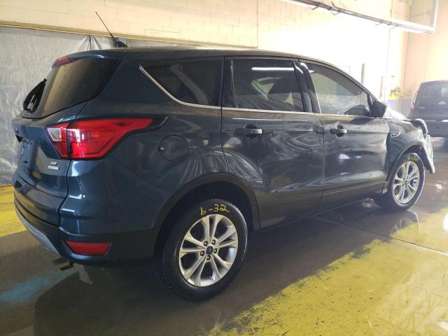 Photo 3 from auction – 2019 FORD ESCAPE SE with VIN 1FMCU0GD3KUB30906