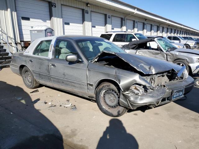 Photo 4 from auction – 2000 FORD CROWN VICT with VIN 2FAFP73W8YX116581