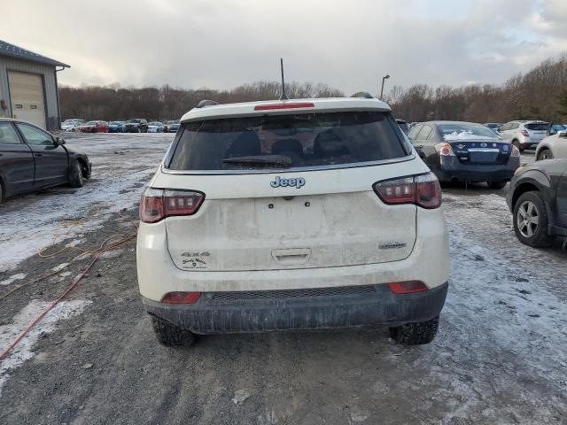 Photo 6 from auction – 2019 JEEP COMPASS LA with VIN 3C4NJDBB3KT678577