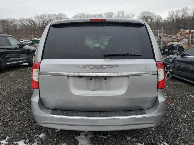 Photo 6 from auction – 2016 CHRYSLER TOWN & COU with VIN 2C4RC1BG8GR247118