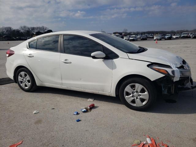 Photo 4 from auction – 2017 KIA FORTE LX with VIN 3KPFK4A78HE066841